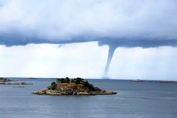 Catchy insurance slogan example 1